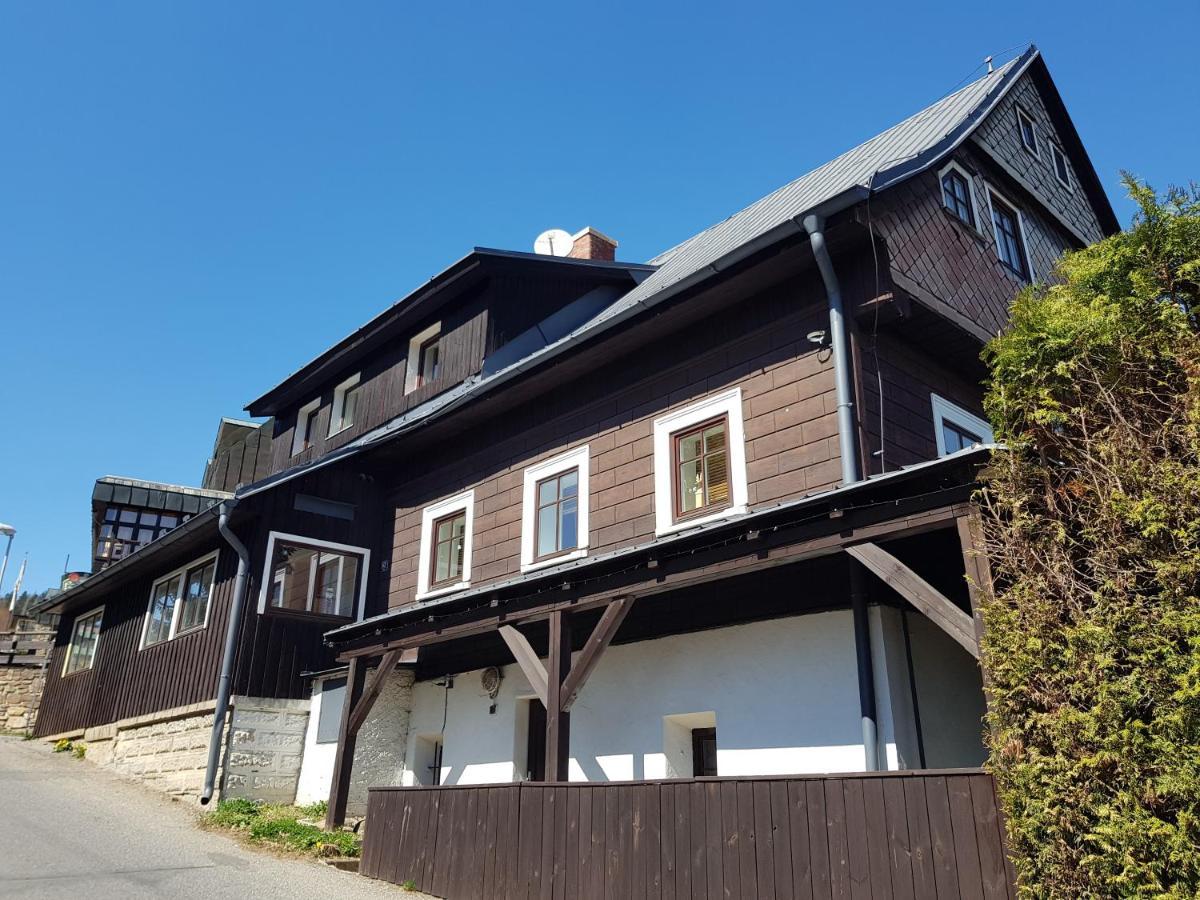 Chalet Severka Carpe Diem 捷克布杰约维采 外观 照片